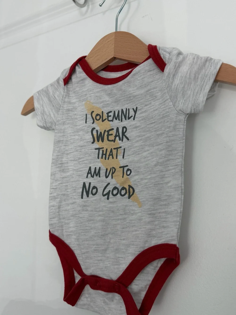 NEW! Harry Potter 0-3 months baby onsie newborn wizarding world of Harry Potter